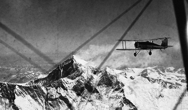 Illustration for article titled This Date in Aviation History: April 1 - April 4
